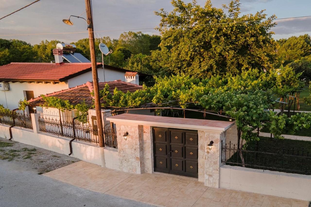 Villa La Varik 3 Литокорон Екстериор снимка